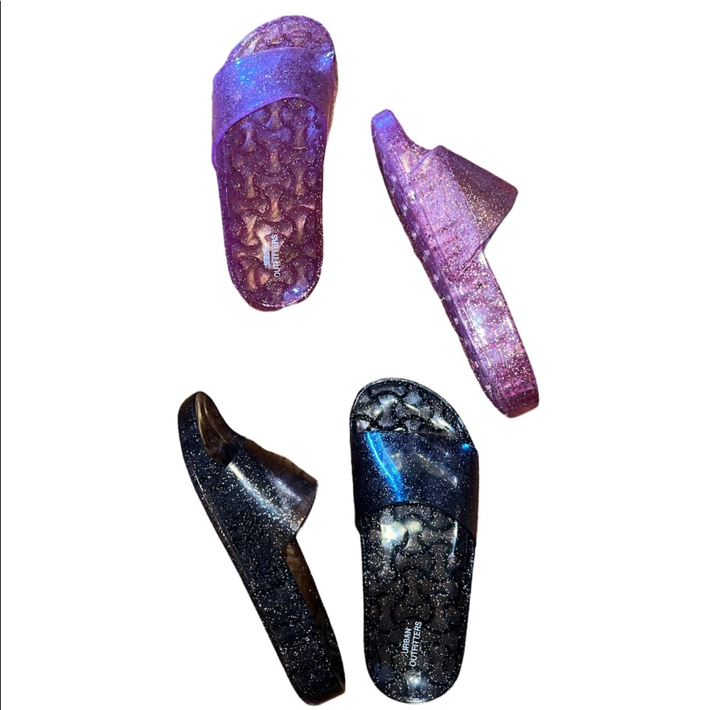 Jelly sandals from UO 💕🖤
